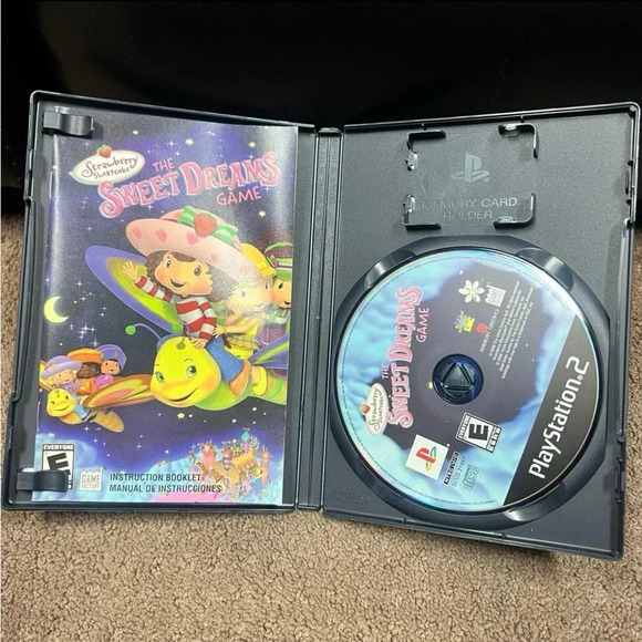 Strawberry Shortcake: The Sweet Dreams PlayStation
2 VIDEO GAME Complete (CIB) - Picture 2 of 3